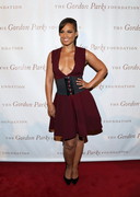 Alicia Keys cleavage