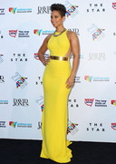 Alicia Keys in a yellow dress