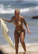 Amber Rose caught topless