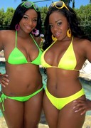 Big booty babes in bikinis