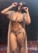 Big booty Instagram babe