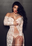 Thick latina in lingerie