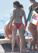 Jennifer Lopez bikini candids
