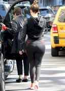 JLo in tights