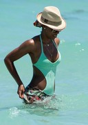 Kelly Rowland at the beach