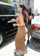 Kim Kardashian ass and tits