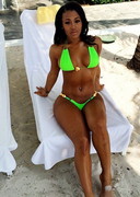 Lira Galore is curvy