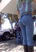 Marisol Gonzalez candids of her ass