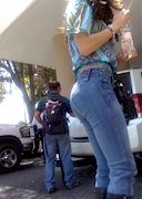 Marisol Gonzalez candids of her ass