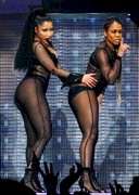 Nicki Minaj booty in concert