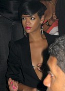 Rihanna in nipple pasties