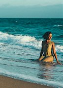 Skin Diamond is sexy at the beach