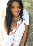 Ebony babe strip outdoors