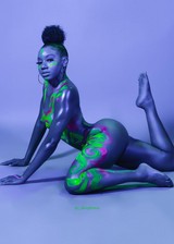Ebony babe in body paint
