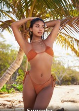 Carolina Reyes nude