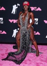 Doechii sexy at the 2023 MTV VMAs