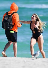 Lele Pons thick at the beach