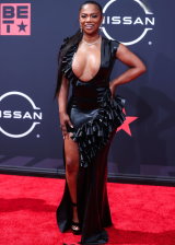 Kandi Burruss Flashes Her Areola at the 2022 BET Awards